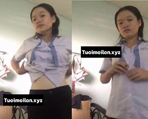 Cliphot nữ sinh bướm còn khít