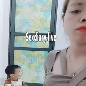 Bà mẹ dâm đãng BJ Con Trai (P1) Sexdiary