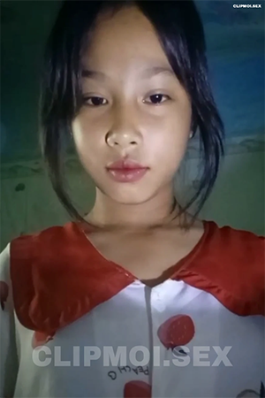 Hồng Nhung 2k8 thông thạo bộ môn móc cua thần chưởng (P2) Sexdiary